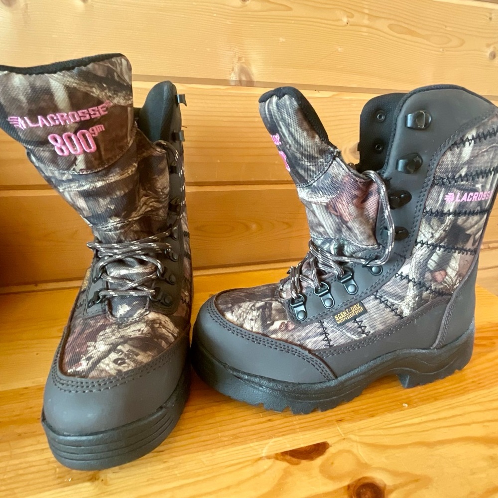 Camo warm boots